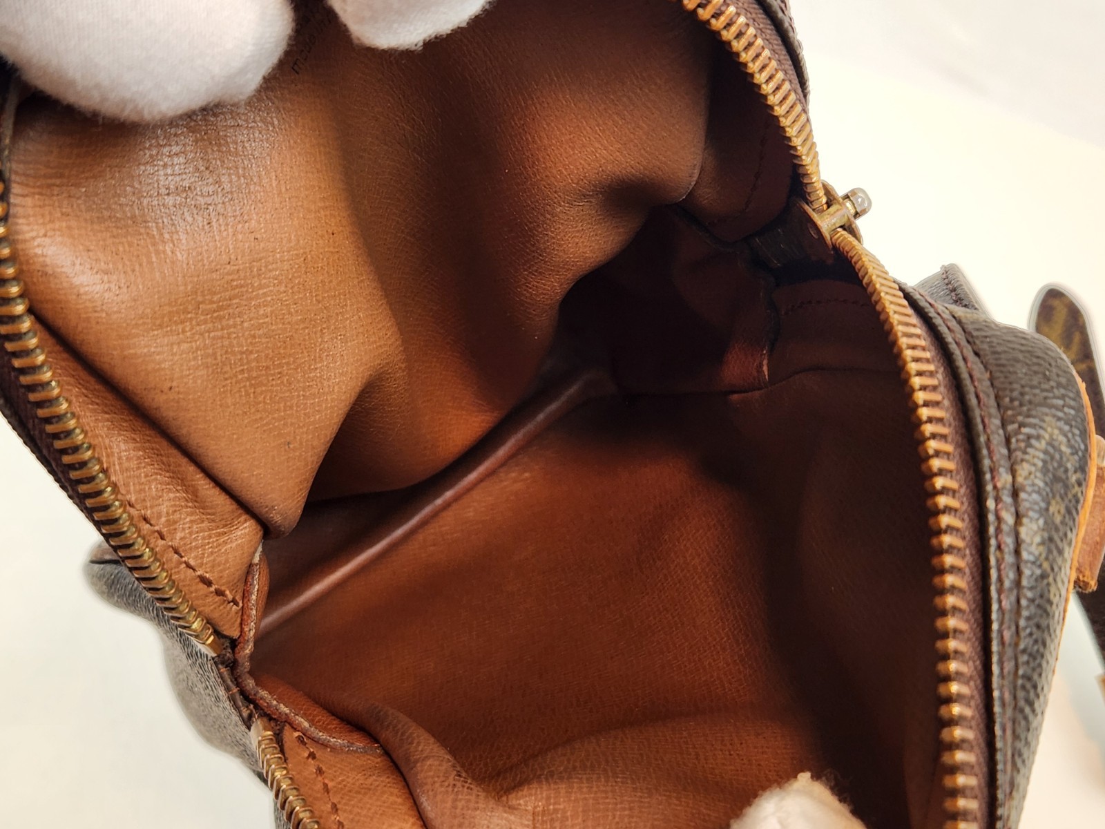 Authentic Louis Vuitton Amazon Mini Shoulder Bag … - image 22