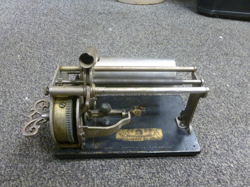Busy Bee Graphophone Type Q American Graphophone Company New York