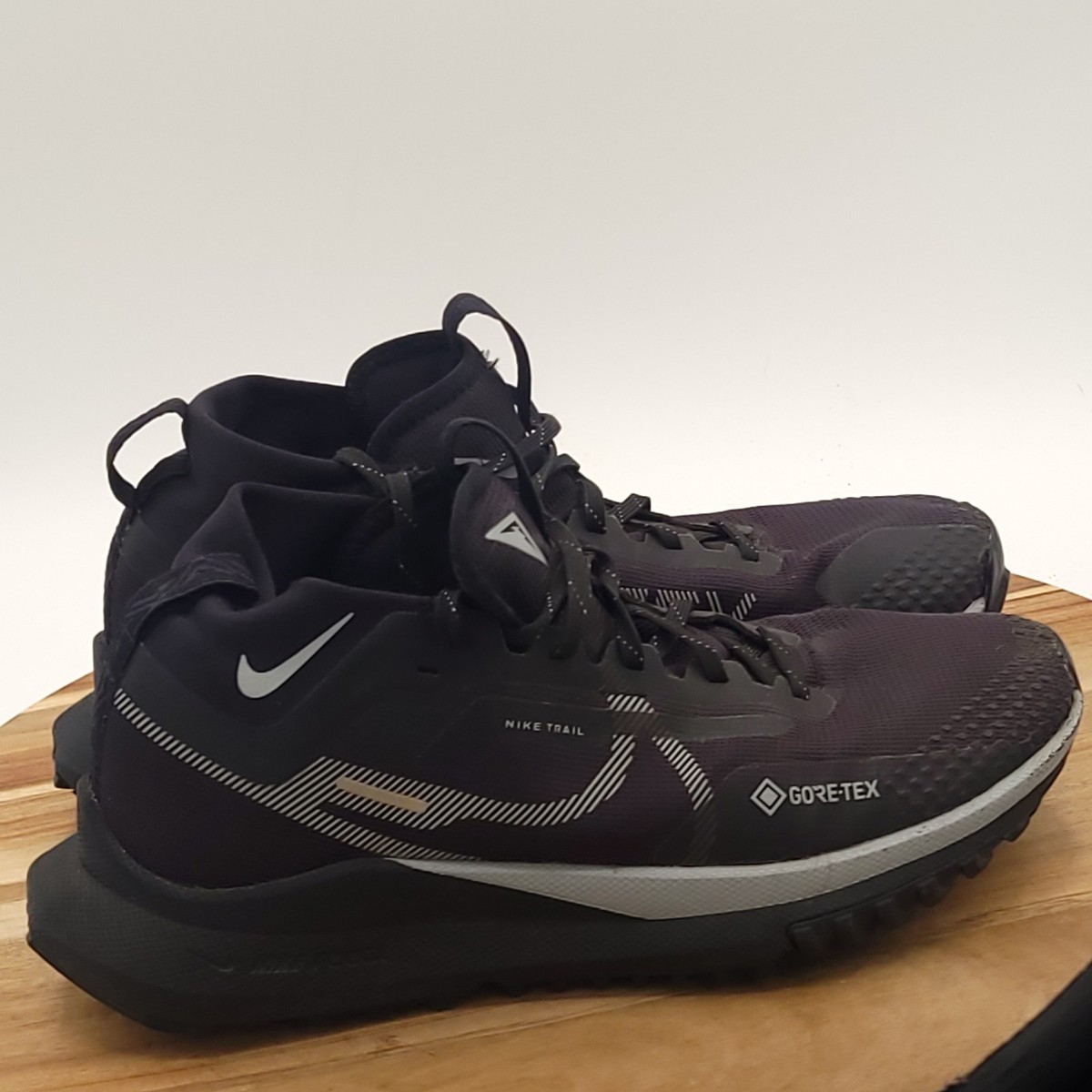 Nike React Pegasus Trail 4 Womens Sz 8 Gore-Tex Black Running