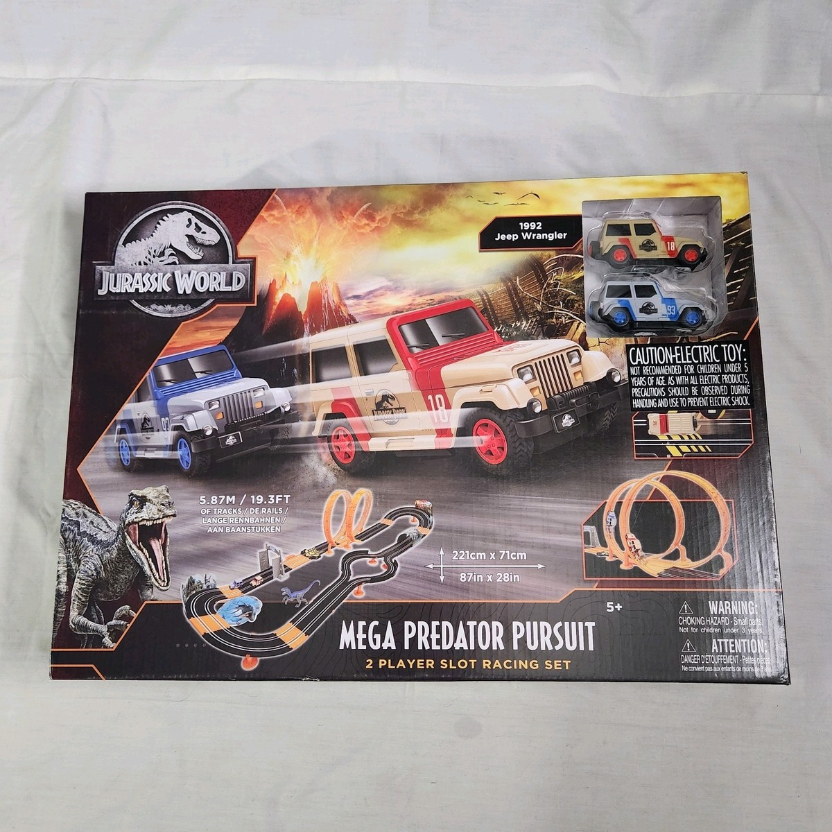 Jurassic World Mega Predator Pursuit 2 Player Jeep Slot Racing Set