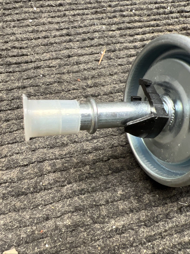 Filtro de combustible Wix 33243 nuevo de stock para Ford 2003-2019 2003-2010 Lincoln Mercury           Foto 3 de 4