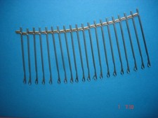 20 aiguilles pour Machine à tricoter SINGER ( 8,4 cm.)PHIDAR./SUPERBA, autres...