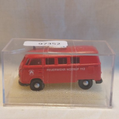 mes-97352	Brekina 1:87 VW T1 Feuerwehr Stadt Essen sehr guter Zustand,