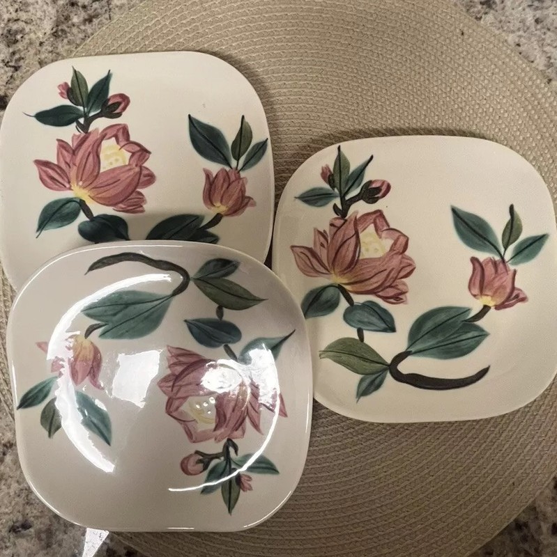 3 Vintage Red Wing Blossom Time 6.25”Dessert Plates