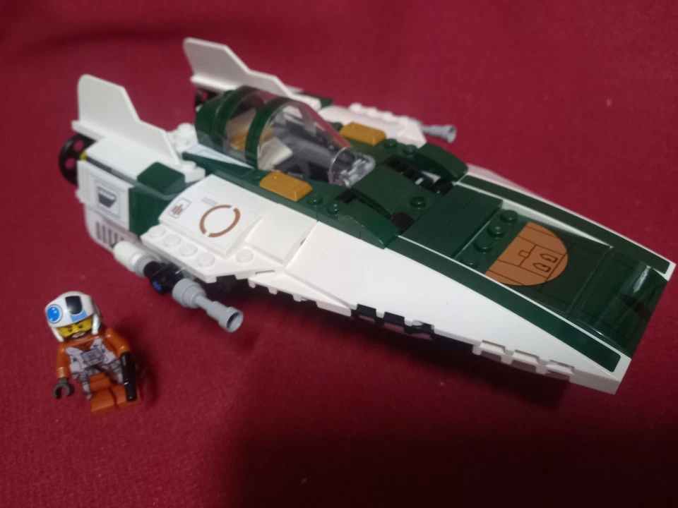 LEGO Star Wars 75248 Resistance A-Wing Starfighter, foto 1 di 3