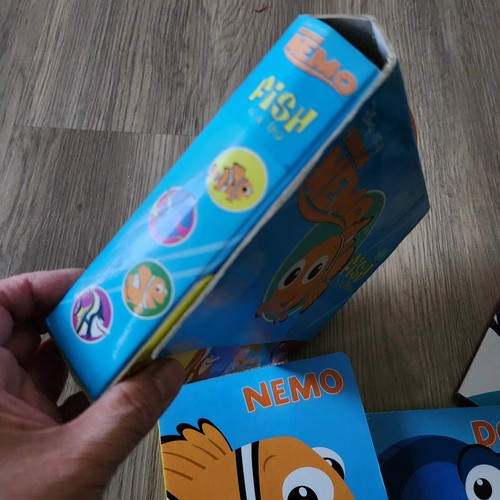 Disney Pixar Finding Nemo Board Books Boxed Set Fish In A Box Vintage 2003 - Picture 9 of 12