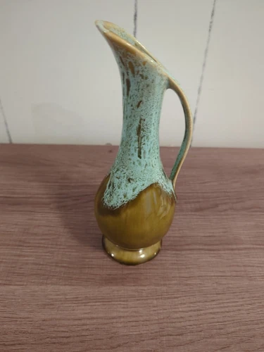 Vintage McCoy? Hull? Vase Marked USA Brown Green 81/2" Tall Nice (2 Chips)