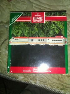 VTG '92 HALLMARK Keepsake Ornament Silver Star Locomotive, Luggage Car, Dome Car