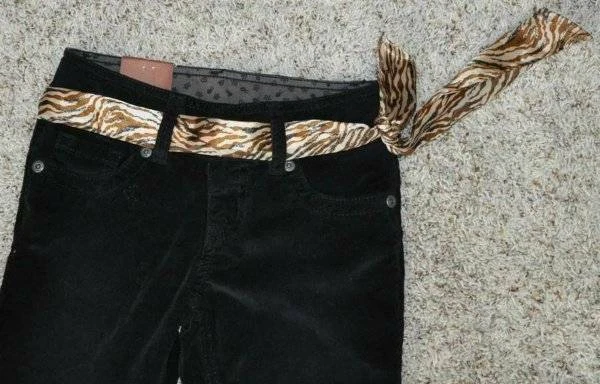 Pantalones de pana para niñas 10 negros fangosos ajustados con cinturón elástico cintura ajustable Foto 2 de 4