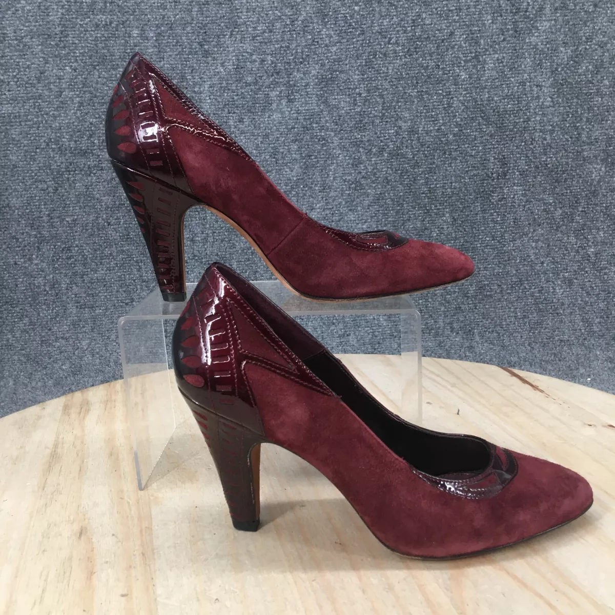 ISOLA Shoes Womens 8 Pumps Red Suede Round Toe Cone Heels Casual