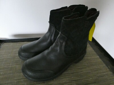 The North Face suede leather uppers waterproof women s black ankle New boots 7