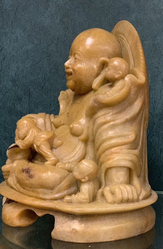 Estatua de Buda Riendo Maitreya Foto 3 de 4