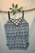 Island Waves Women's Zigzag Siesta Tankini Top NWT
