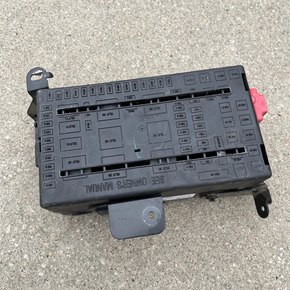 Ford F250 Super Duty 2006 06 unión de fusibles bcm caja relé 6C3T-14A067-AD Foto 2 de 4