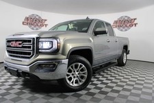 2017 GMC Sierra 1500 Double Cab SLE Pickup 4D 6 1/2 ft