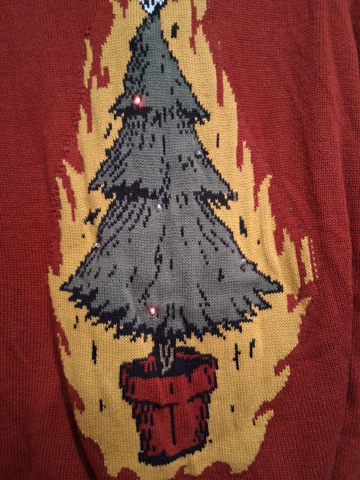 Volcom Men’s Christmas Sweater LED Lights Tree Fire Graphic Medium Red - Image 2 of 4