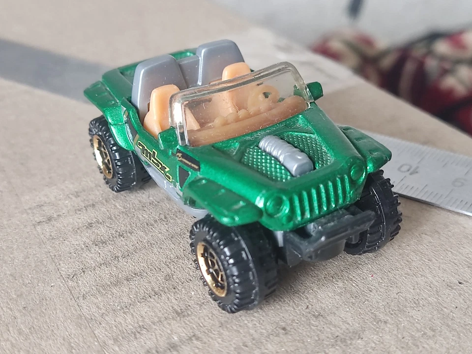 Vintage retrò auto Jeep Hurricane, scatola fiammiferi, piccolo modello di auto - Immagine 2 di 4