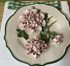Valerie Parr Hill 3-D Compote Style Raised Floral 10 Inch Plate Wall Art Boxed