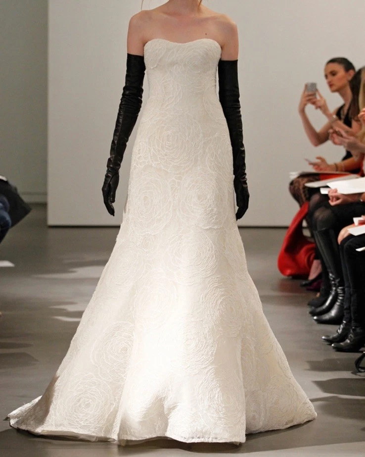 Vestido de novia Vera Wang Luxe blanco y negro talla 10 Foto 3 de 4