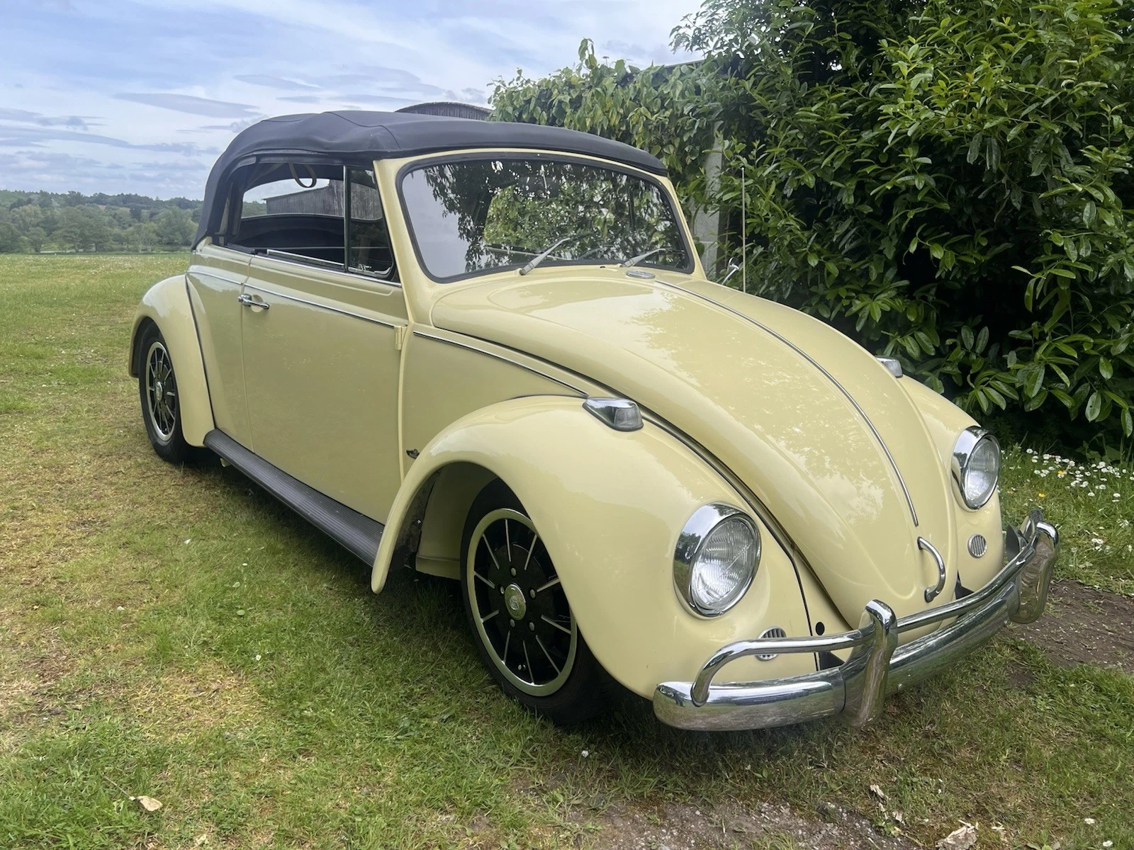 1967 Volkswagen Karmann Beetle Cabriolet Yukon Yellow 2276cc