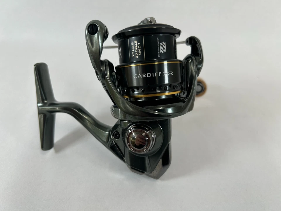Shimano 23 Cardiff XR C2000SHG 6.1 Spinnrolle Neu im Karton - Bild 4 von 4