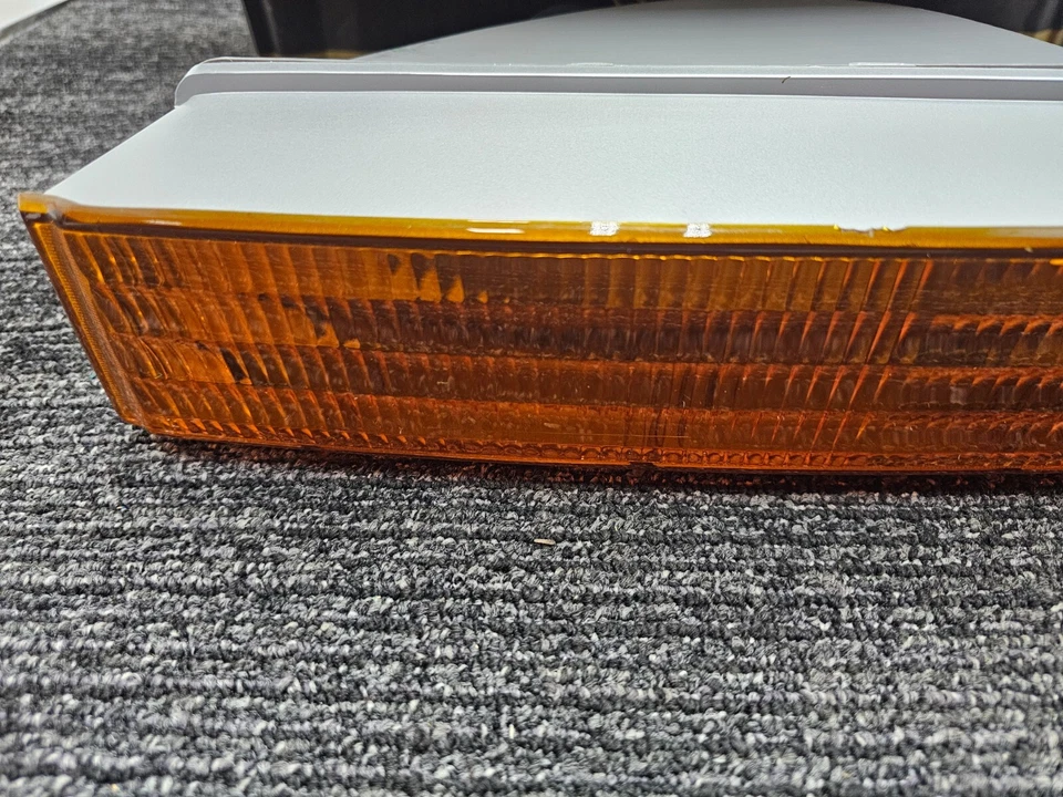 Luz de estacionamiento señal de giro del conductor BROCK 3224-0005L para Ford F150 F250 F350 92-96 Foto 3 de 4