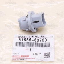 Oem Toyota Land Cruiser Prado 2004-2009 Rr Turn Signal Lamp Socket 81555-60700