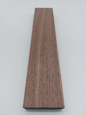 Amerikanischer Schwarznuss Bohle, rundum gehobelt, KD, Tischlerei, Basteln 30x80x390mm