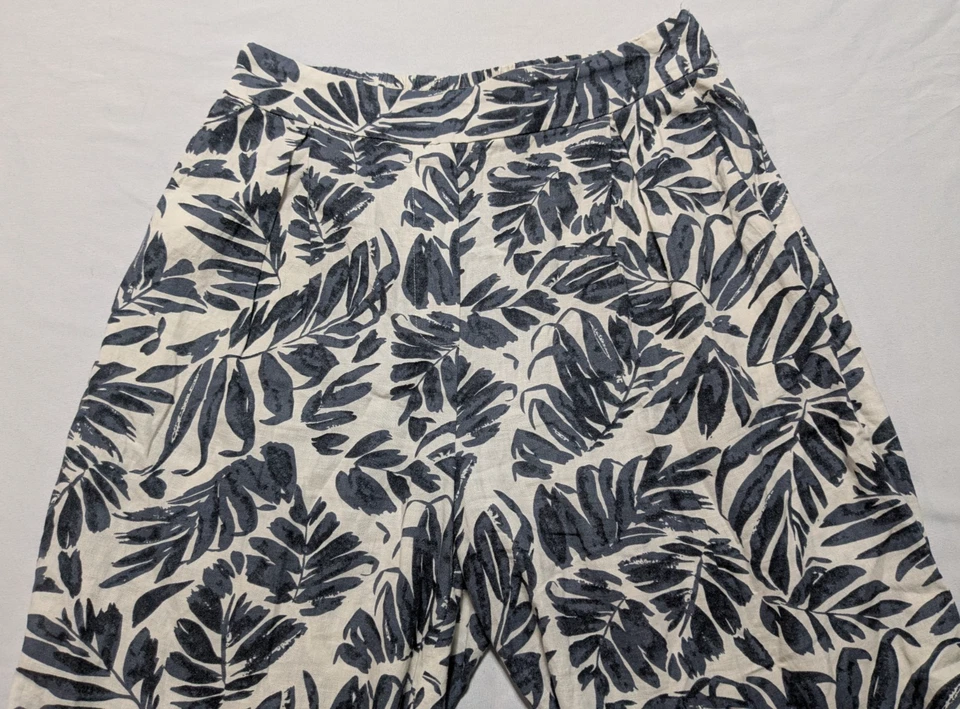 Pantalones recortados MNG MANGO para mujer pequeños azul marfil mezcla de lino AOP de pierna ancha Foto 3 de 4