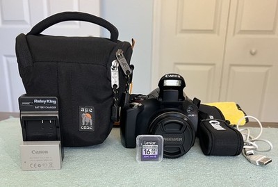 Canon PowerShot SX30 IS 14.1MP 35x Zoom Digital Camera - Excellent