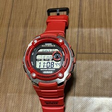 CASIO WAVE CEPTOR WV M200 MULTI BAND 5 Red Radio Clock