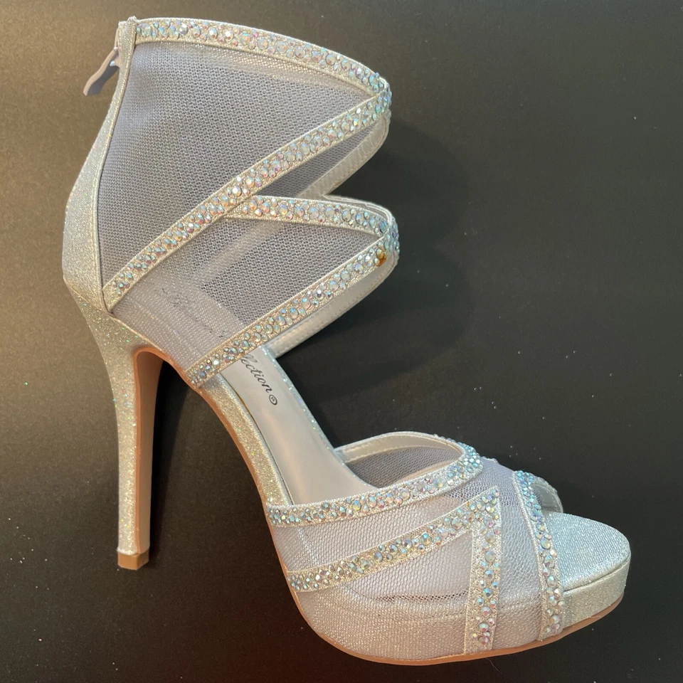 Туфли на каблуках De Blossom Collection размер 6 серебристые с кристаллами платформа с открытым носком. - Изображение 2 из 4
