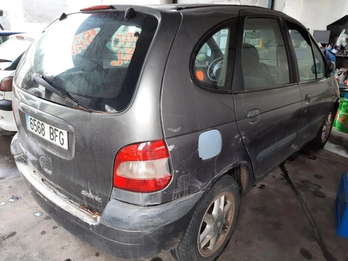7700431172 Comando alzacristalli anteriore destro per RENAULT SCENIC I (JA...) 2001 7171814 - Foto 6 di 6