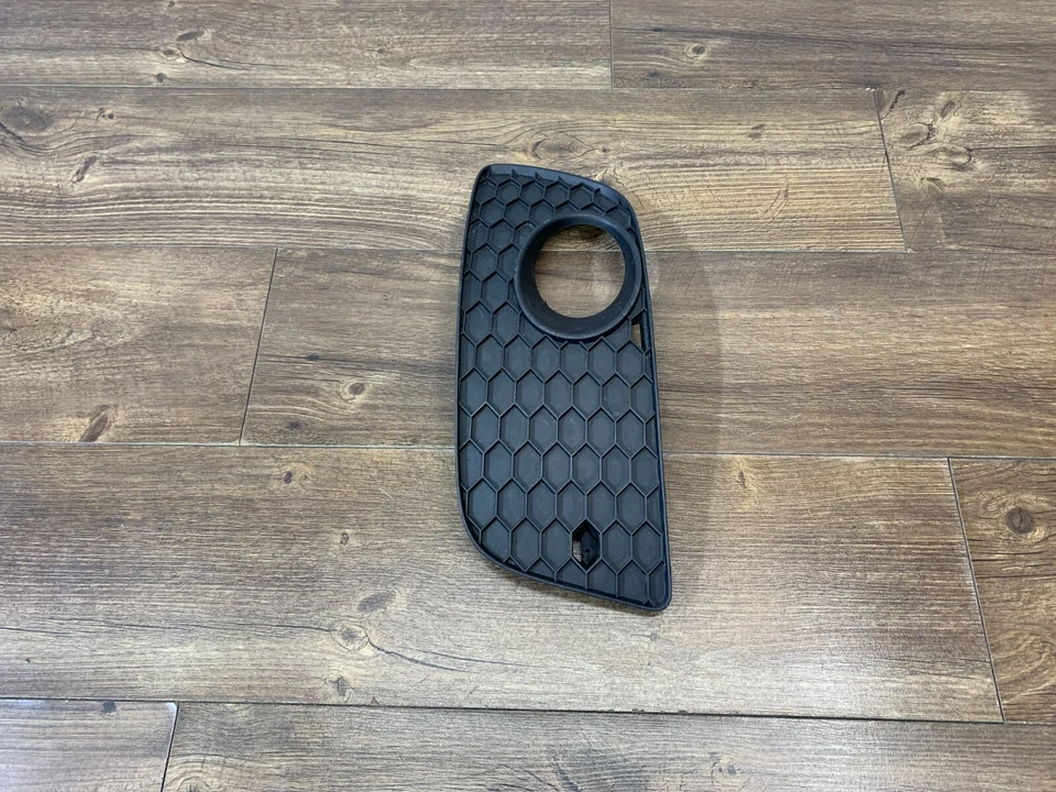 2006-2009 VW Golf Rabbit GTI передний бампер нижняя наружная решетка левая сторона *ПРИМЕЧАНИЕ* - Изображение 3 из 4