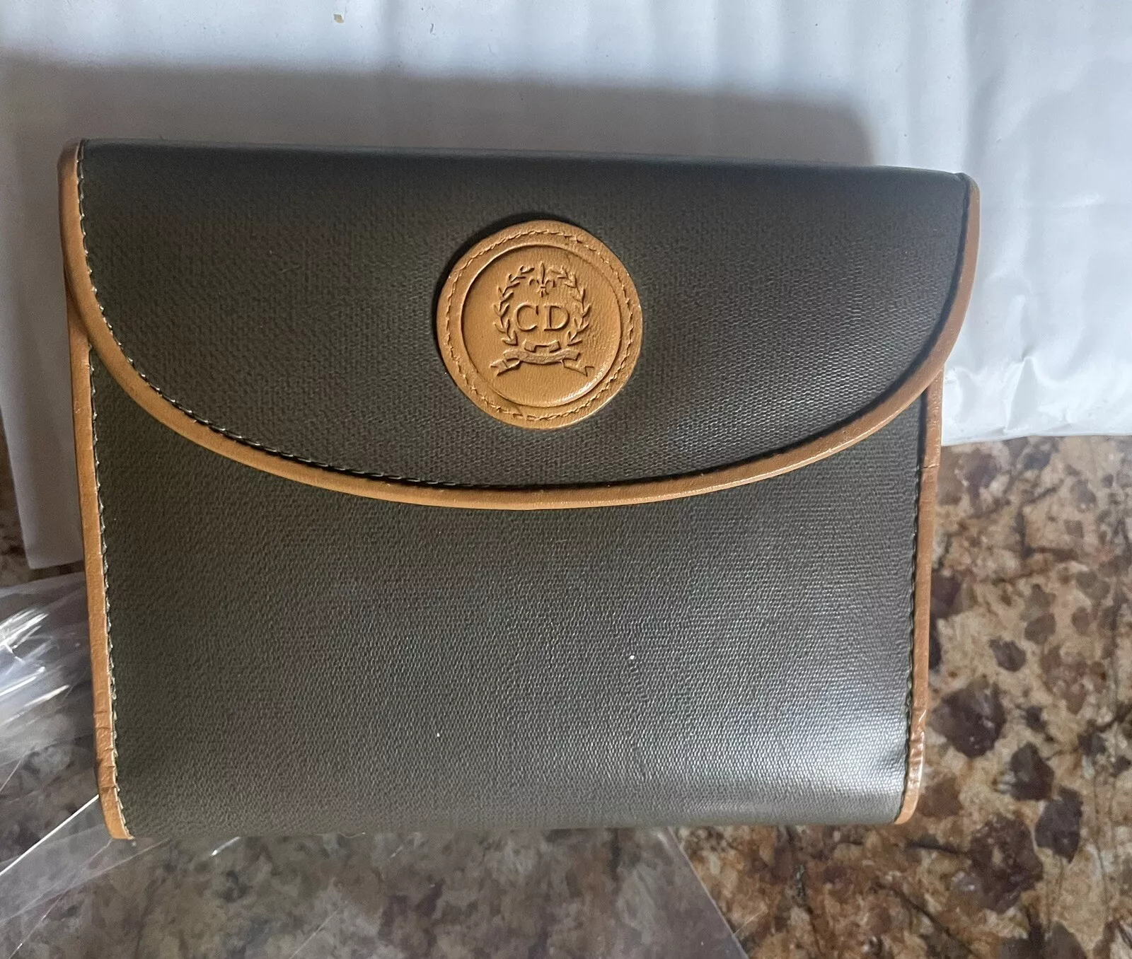PORTEFEUILLE DIOR MONTAIGNE CUIR double pli excellent état vintage