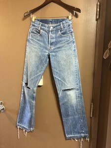 levis 23