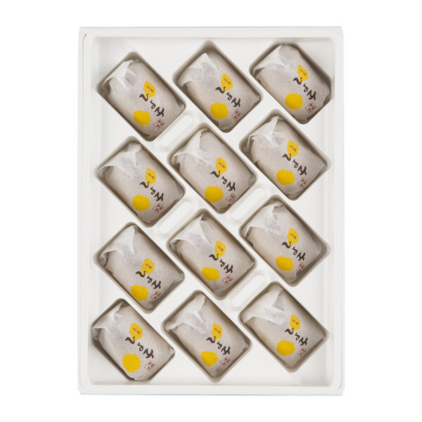 Meika Hiyoko, Chick Shaped Manju Cake, 12 pcs in 1 box, For Gift
