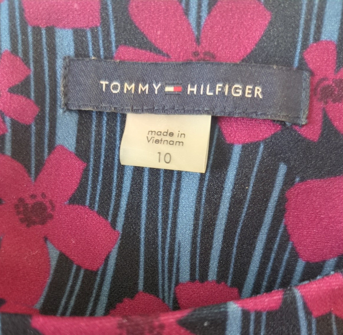 Tommy Hilfiger Heartland Floral Scuba Crepe Dress Womans Size 10 Wrinkle Free thumbnail 5