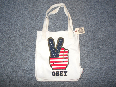 OBEY NEW! W/TAGS USA FLAG PEACE FINGERS NATURAL 13.5X12.5 CANVAS TOTE BAG