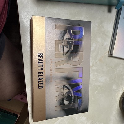 PERFIXT Beauty Glazed Makeup Eyeshadow Palette  Perfect Mix- Texture Shadows 