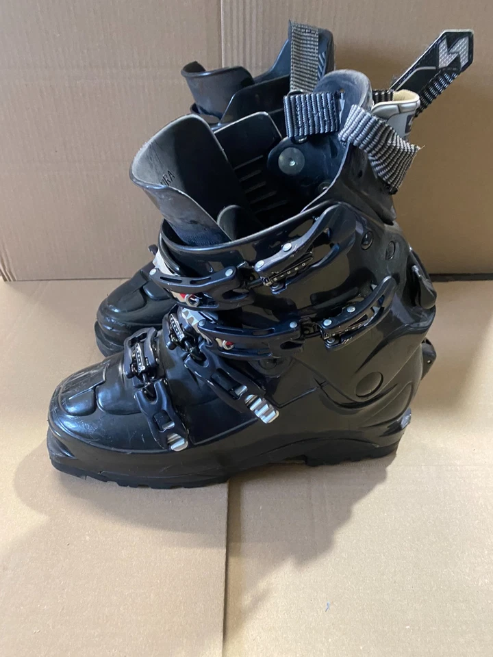 Lowa Struktura SKISCHUHE Tourenskischuhe ohne Innenschuh!!!! gebraucht - Bild 1 von 4