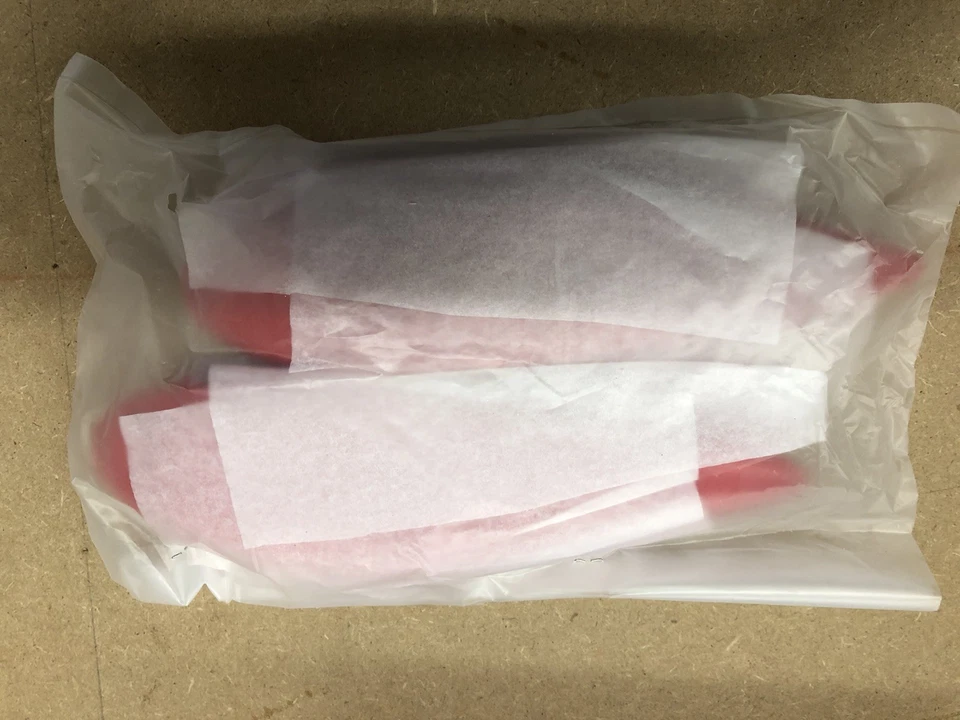 Hangar 9 Wheel Pants Extra 330sc 60e HAN902509(Read Description) - Image 2 of 4