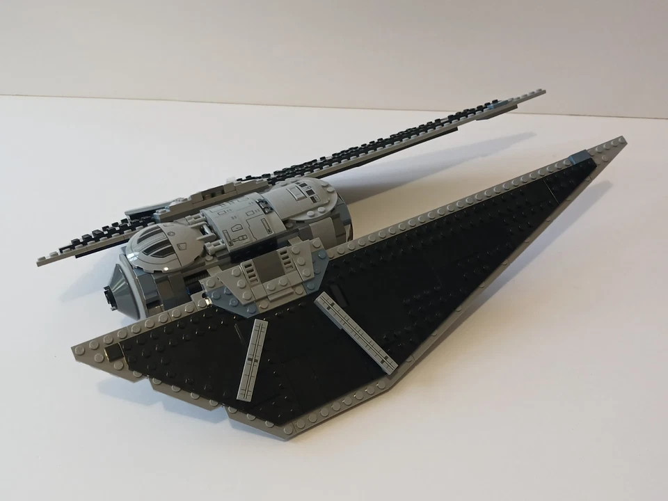 LEGO Star Wars 75154 TIE Striker, photo 3 sur 5