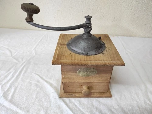 Antique Peugeot Brothers Valentigney Coffee Grinder (Doubs)