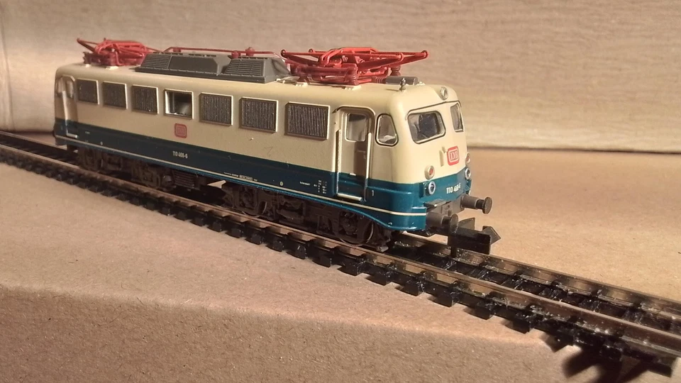 Minitrix Spur N 11635 - Digital - BR 110 - nur Lok