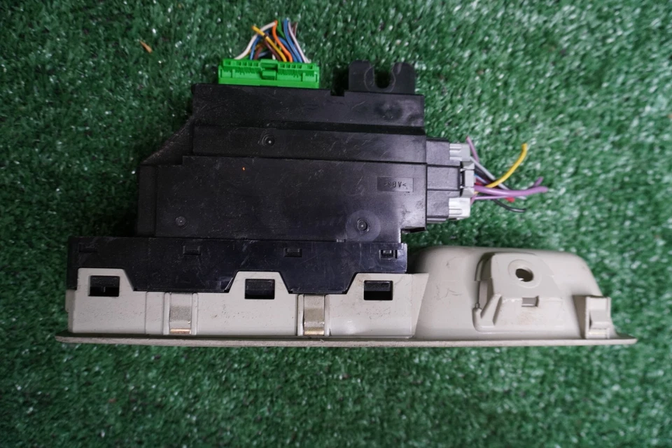 Interruptor de janela 2003 VOLVO S60 PASSAGEIRO LATERAL FABRICANTE DE EQUIPAMENTO ORIGINAL 30658117 - Imagem 2 de 4