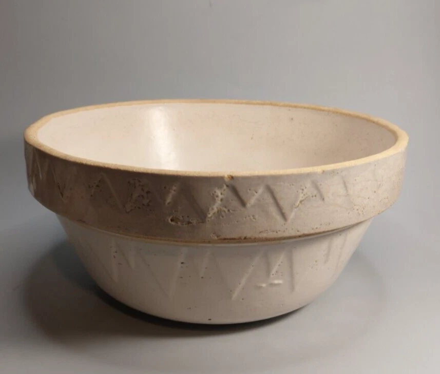 Antique Ruckle's Pottery Whitehall Sawtooth Medium Mixing Bowl 10.5x5 Signed