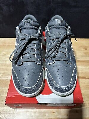 Nike Dunk Low Retro PRM Halloween 2022 Iron Grey - DQ7681 Nike Dunk Low Retro PRM Halloween 2022 Iron Grey - DQ7681