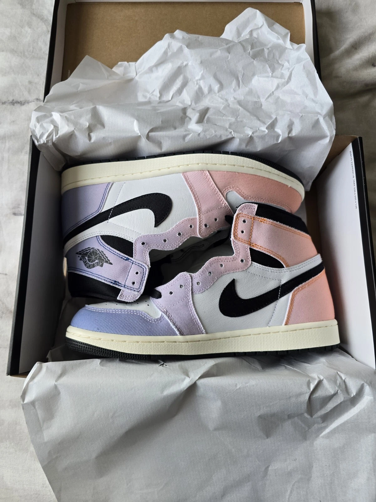 Taglia 8.5UK Air Jordan 1 Retro OG High Skyline Nuovo con scatola