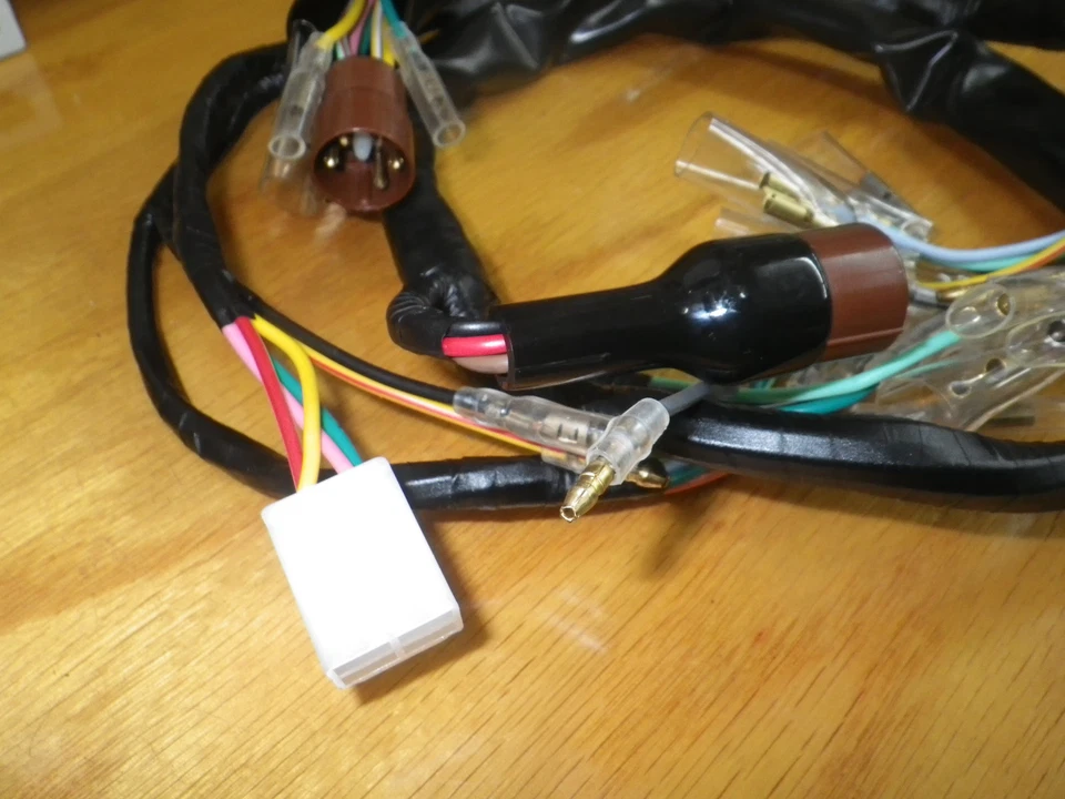 Arnés de cableado Honda SL350 nuevo 1969 Honda SL350 K0 arnés de cables  Foto 3 de 4